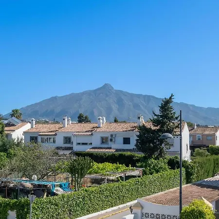 Angeles Front Holiday home